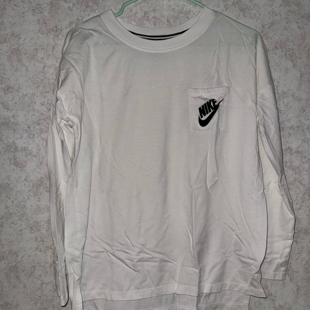 Nike White Long Sleeve Tee Classic Design